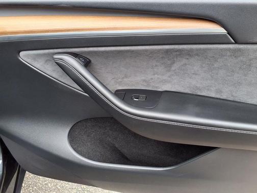 Stealth Grey 2024 Tesla Model Y Performance Dual Motor All-Wheel Drive