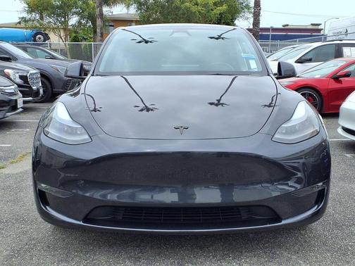 Stealth Grey 2024 Tesla Model Y Performance Dual Motor All-Wheel Drive