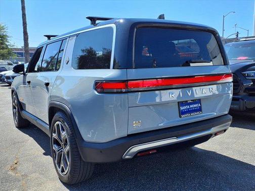 2022 Rivian R1S Launch Edition