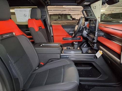 Magnus Gray Matte 2026 GMC HUMMER EV SUV 3X