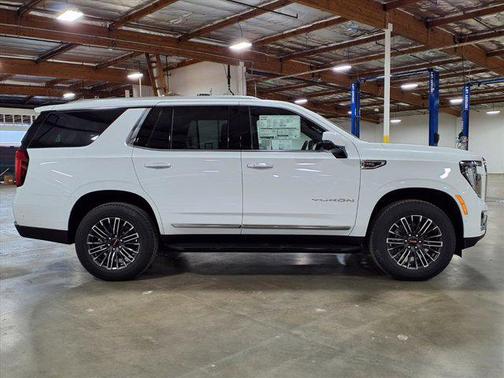 2026 GMC Yukon 2WD Elevation