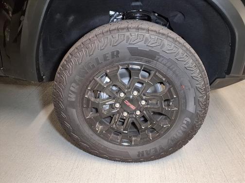 Onyx Black 2026 GMC Canyon Elevation