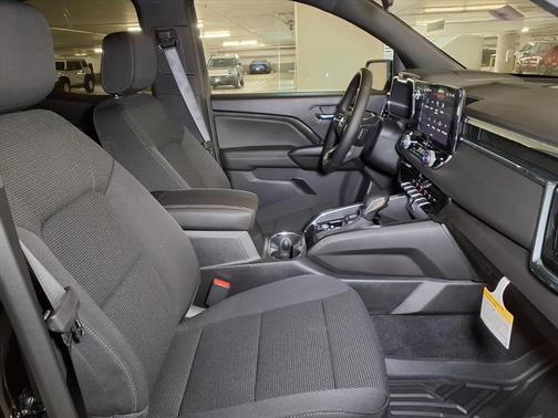 Onyx Black 2026 GMC Canyon Elevation