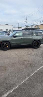 2022 Rivian R1S Launch Edition