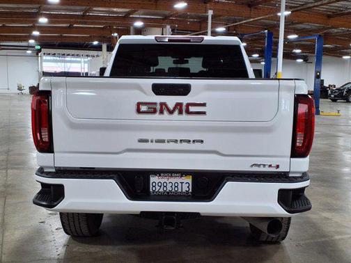 2023 GMC Sierra 2500 AT4