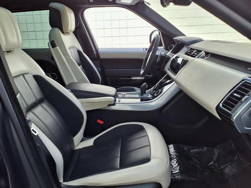 2020 Land Rover Range Rover Sport HST MHEV