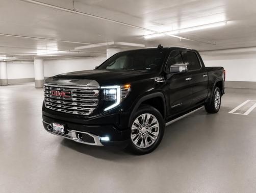 Onyx Black 2023 GMC Sierra 1500 Denali