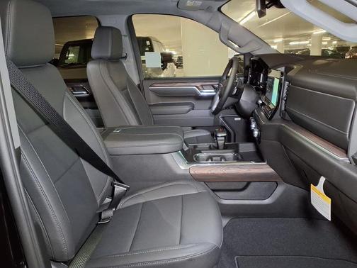 Onyx Black 2026 GMC Sierra 1500 SLT