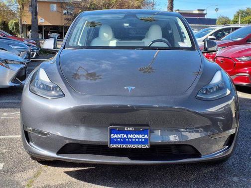 2023 Tesla Model Y RWD