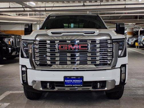 2025 GMC Sierra 2500 Denali