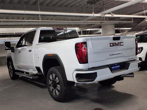 2025 GMC Sierra 2500 Denali