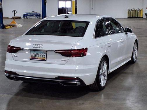 2023 Audi A4 45 S line Premium Plus