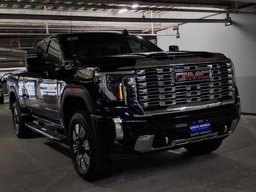 2025 GMC Sierra 2500 Denali