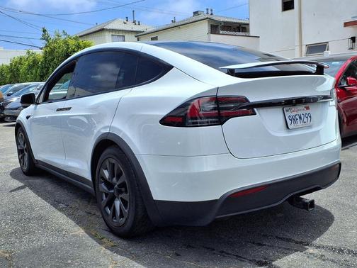 Pearl White Multi-Coat 2024 Tesla Model X Long Range