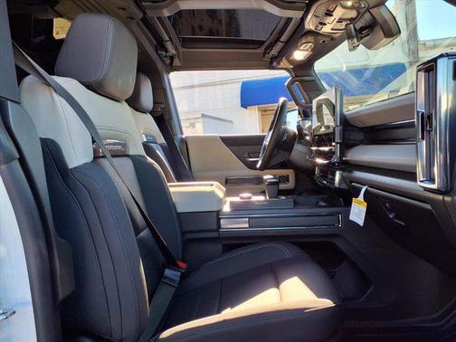 2026 GMC HUMMER EV SUV 2X