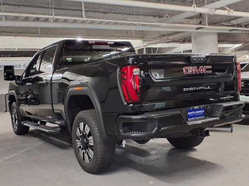 2025 GMC Sierra 2500 Denali