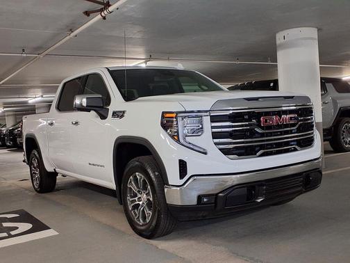 Summit White 2026 GMC Sierra 1500 SLT