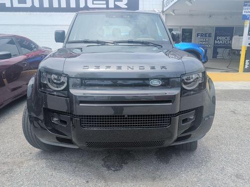 Carpathian Grey Premium Metallic 2025 Land Rover Defender V8