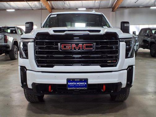 2026 GMC Sierra 3500 AT4