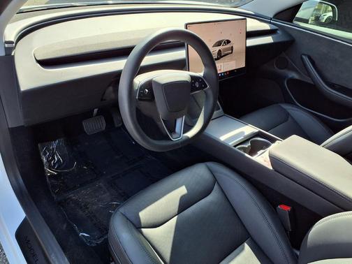 Pearl White Multi-Coat 2024 Tesla Model 3 Long Range