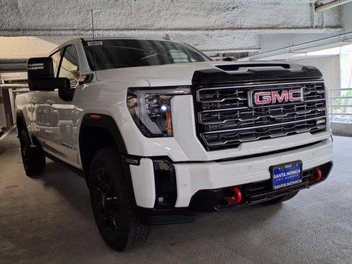 2025 GMC Sierra 2500 AT4