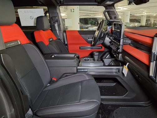 Magnus Gray Matte 2026 GMC HUMMER EV SUV 3X