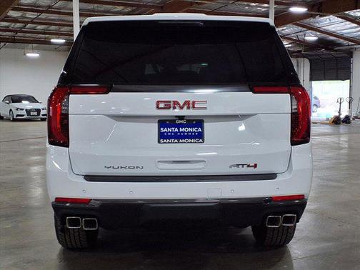 2026 GMC Yukon XL 4WD AT4