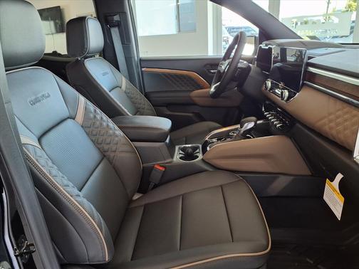 Onyx Black 2026 GMC Canyon Denali