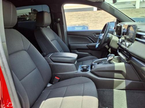 Volcanic Red Tintcoat 2023 GMC Canyon Elevation