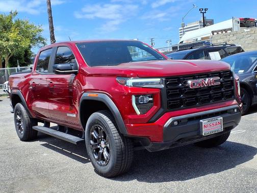 Volcanic Red Tintcoat 2023 GMC Canyon Elevation