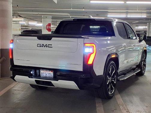 2025 GMC Sierra EV Max Range Denali