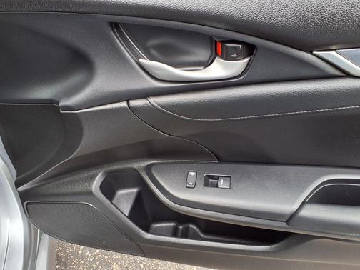 Lunar Silver Metallic 2017 Honda Civic EX-L