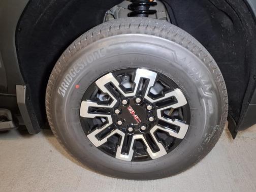 2026 GMC Sierra EV Extended Range Elevation