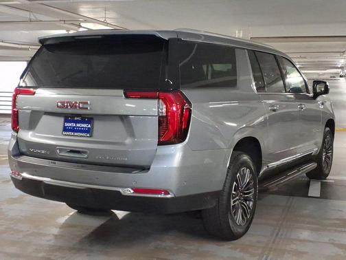 Sterling Metallic 2026 GMC Yukon XL 2WD Elevation