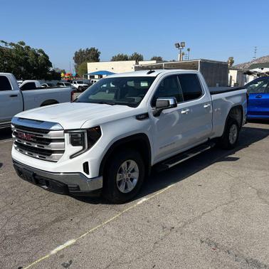 Summit White 2022 GMC Sierra 1500 SLE
