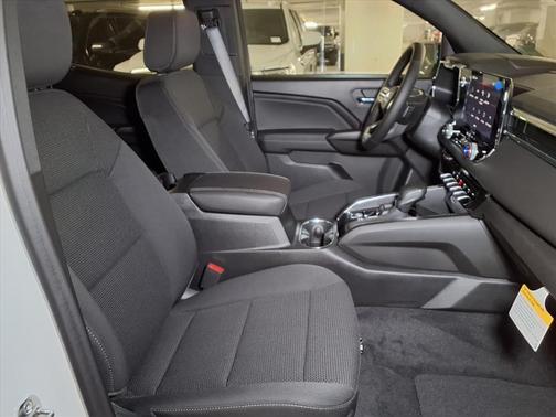 Summit White 2026 GMC Canyon Elevation