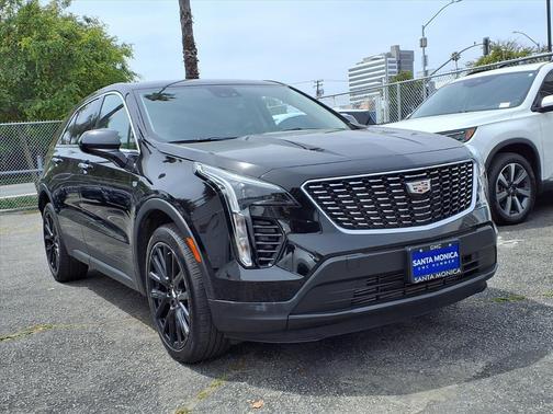 Stellar Black Metallic 2023 Cadillac XT4 Luxury