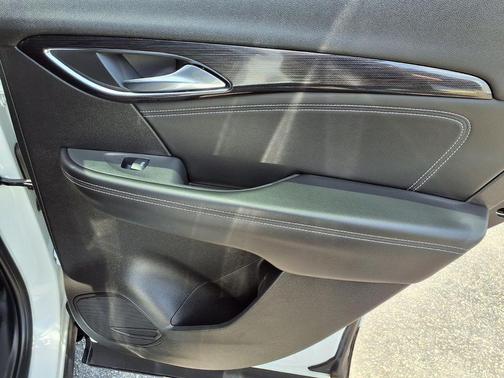 White Frost Tricoat 2023 Buick Envision Preferred FWD