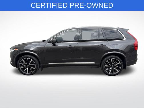 2023 Volvo XC90 B5 Plus