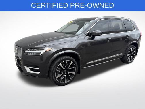 2023 Volvo XC90 B5 Plus