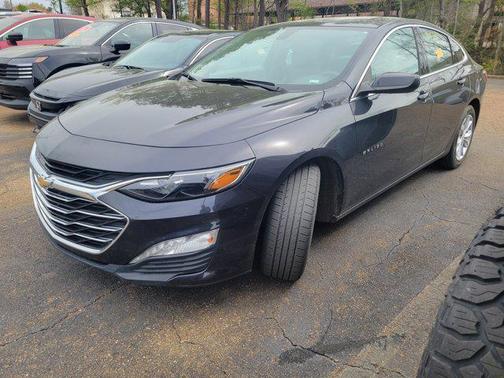 2022 Chevrolet Malibu FWD LT