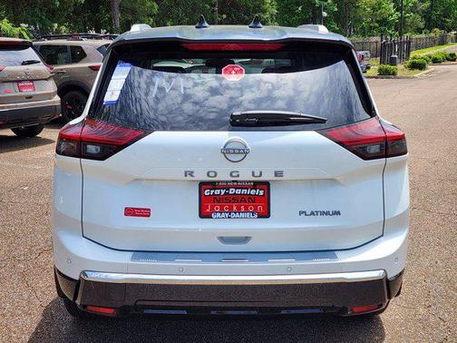 2025 Nissan Rogue Platinum