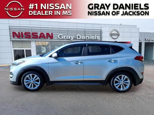 Molten Silver 2016 Hyundai TUCSON Limited