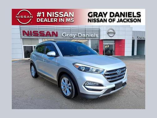 Molten Silver 2016 Hyundai TUCSON Limited
