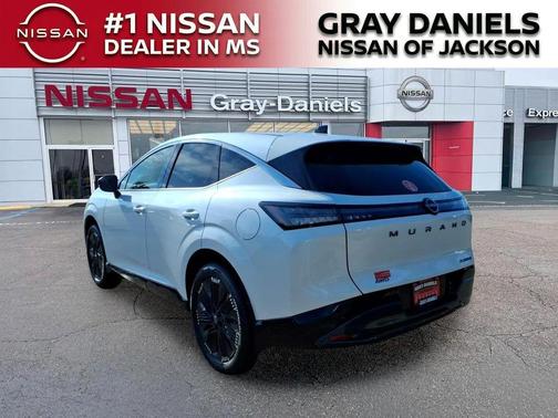 Everest White P 2026 Nissan Murano Platinum