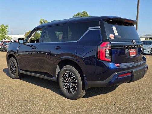 2025 Nissan Armada Platinum 2WD