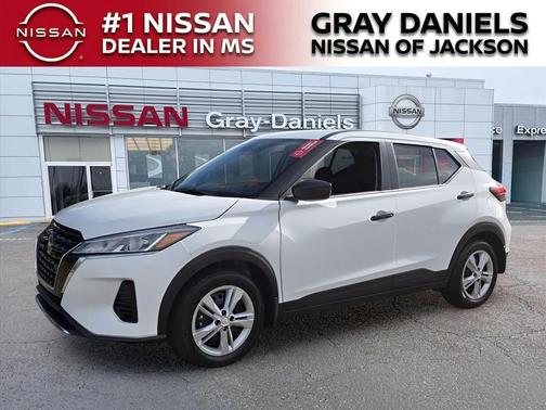 2025 Nissan Kicks Play S