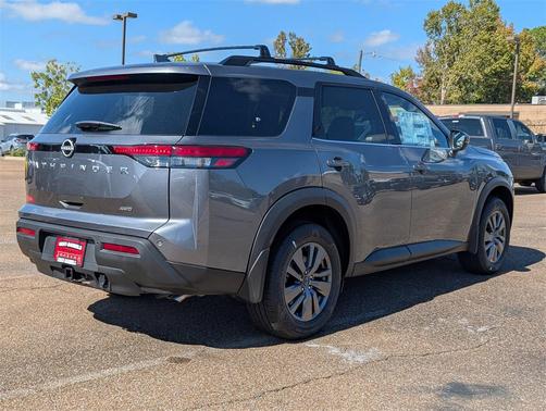 2025 Nissan Pathfinder SV 4WD