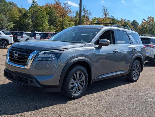 2025 Nissan Pathfinder SV 4WD