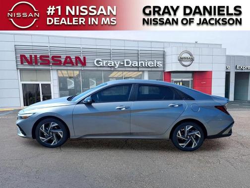 Metal 2025 Hyundai ELANTRA SEL Sport